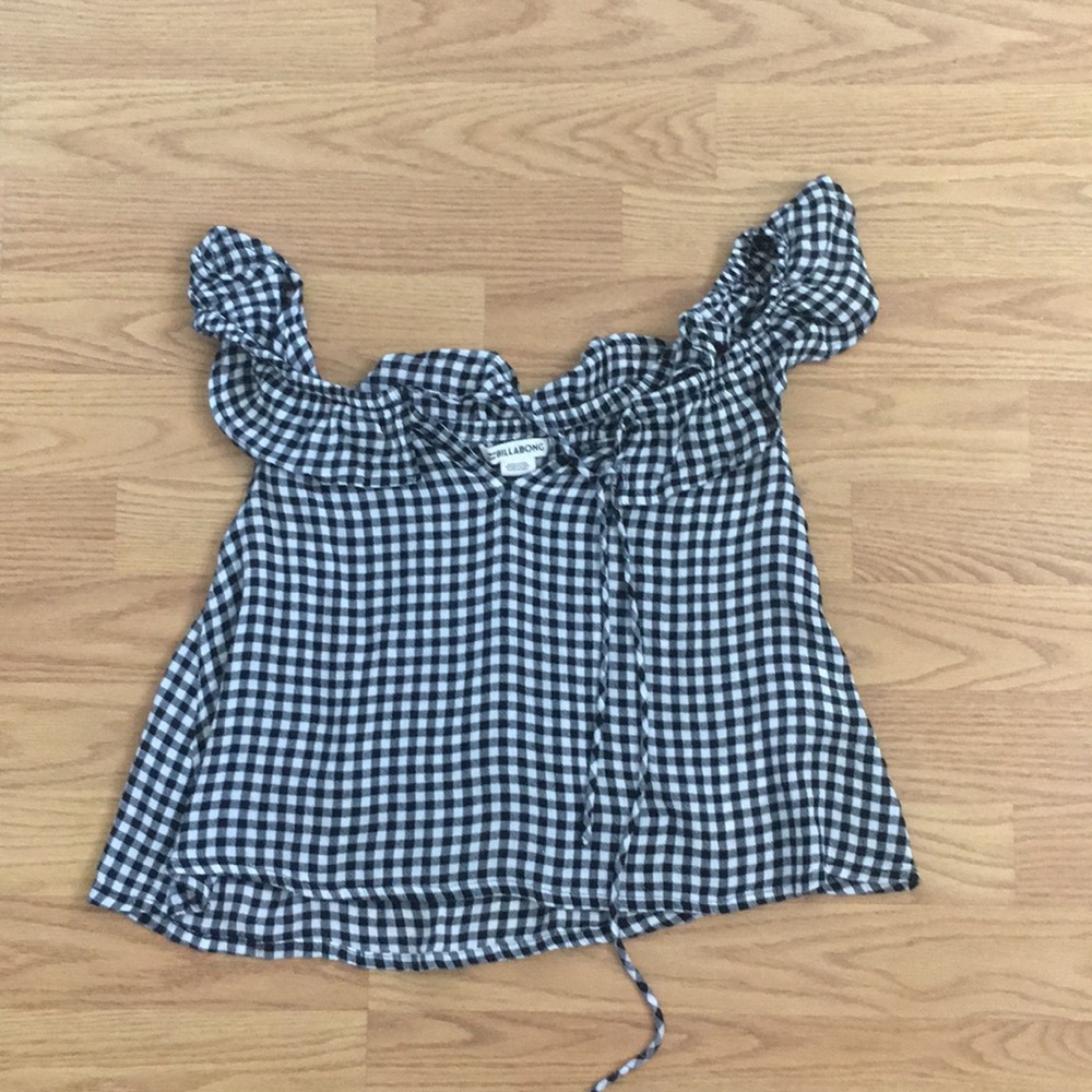 Billabong top